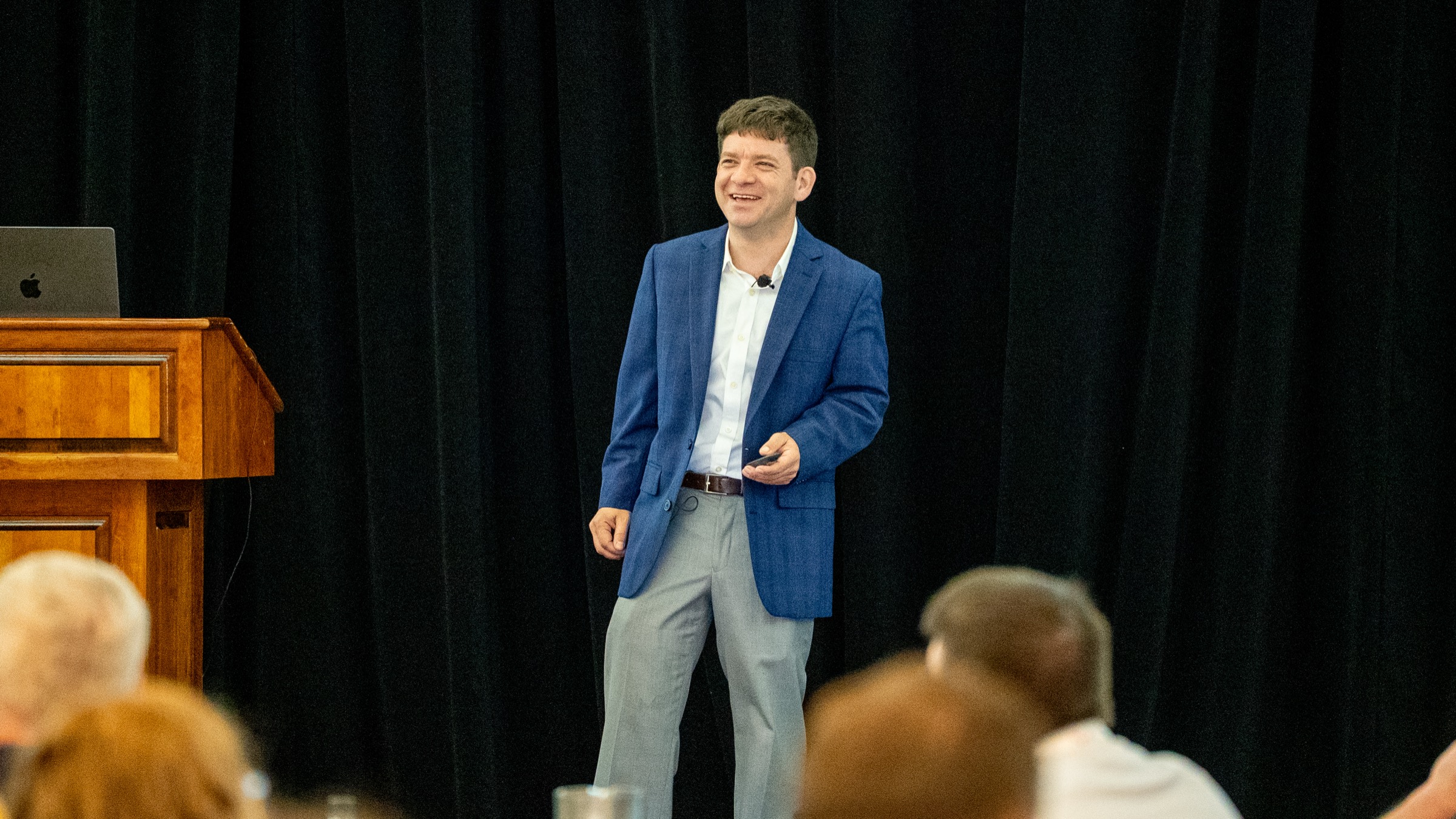 Jeff Schatten delivering a keynote on stage
